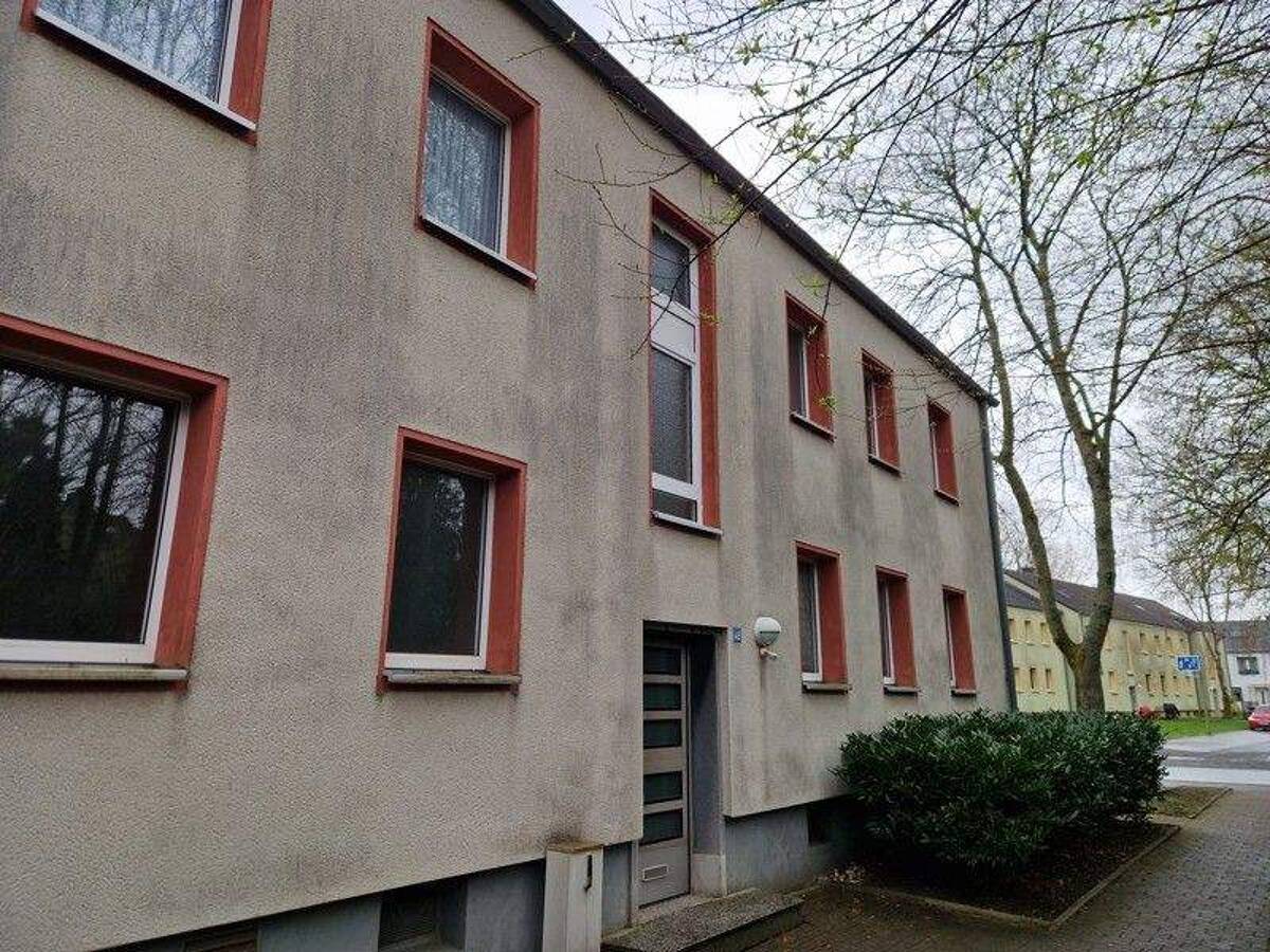 Hier findet jeder seinen Platz: individuelle 2-Zi.-Wohnung – 44359 Dortmund – Bild 1 von 7