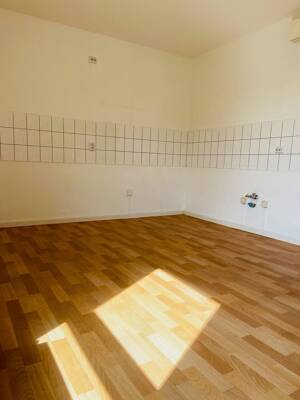 Großzüge 2-Raum-Wohnung mit toller Wohnküche! – 39120 Magdeburg – Vorschaubild 3