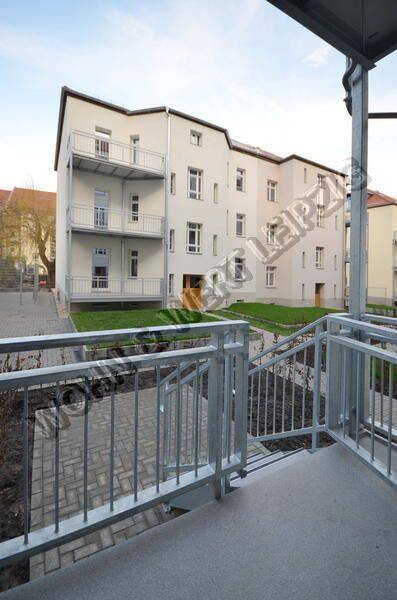 BRUNNENVIERTEL**1-ZKB*Balkon+Terrasse*Bad mit Dusche*Wohnküche*Parkett*EBK/ges. 595 EUR – Leipzig – Vorschaubild 8