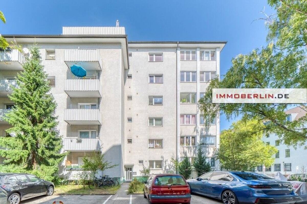 IMMOBERLIN.DE - Wohnung mit Lift gegenüber der Deutschen Oper – 10585 Berlin – Bild 1 von 9