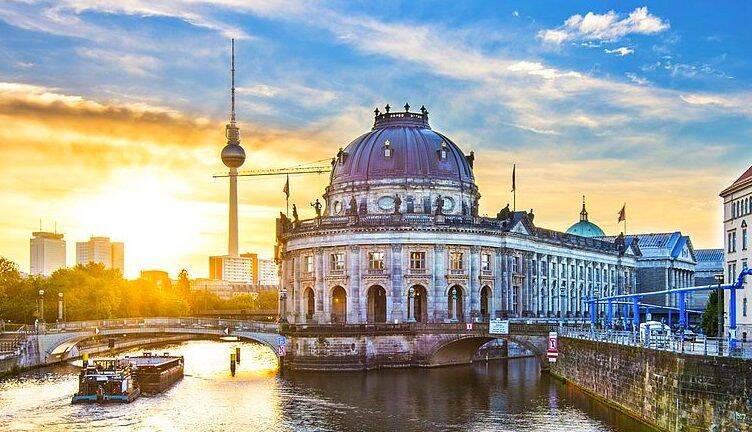 EXKLUSIVE ARCHITEKTEN-WOHNUNG- 80 METER ZUR SPREE - vis a vis Museuminsel – Berlin – Vorschaubild 3