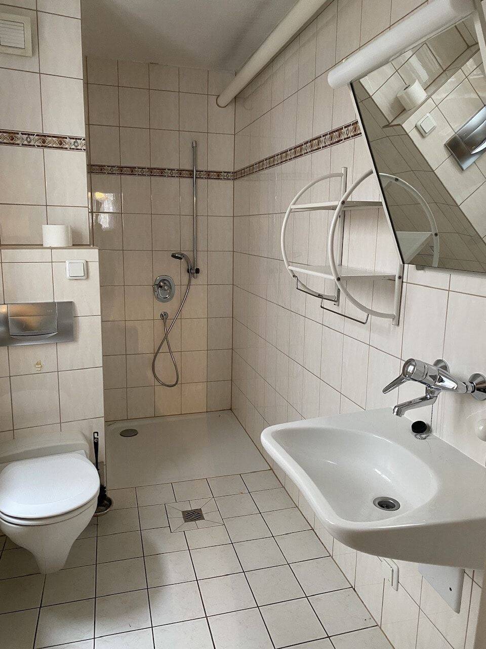 ***Hier finden Sie wohl alle Ihren Platz!*** – Ohrdruf – Vorschaubild 5