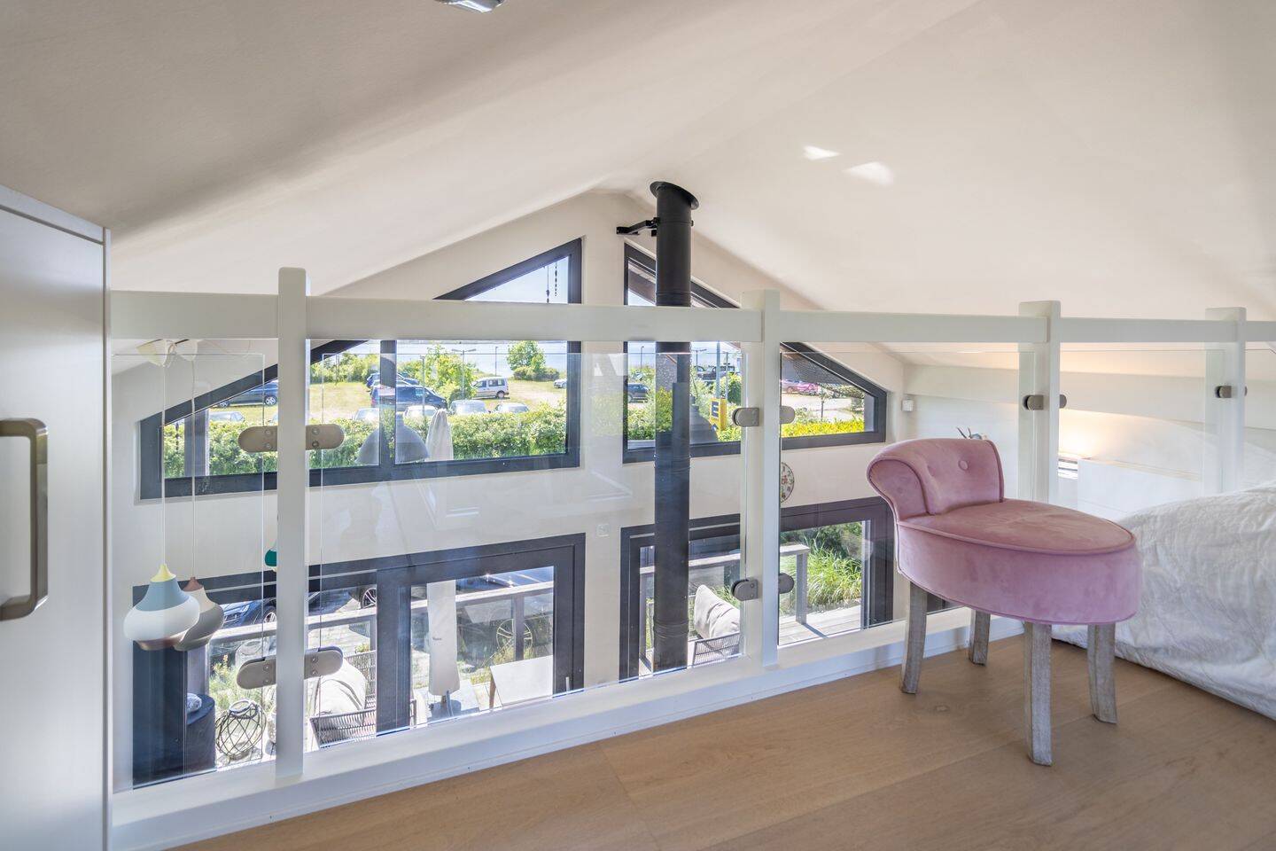 Design-Ferienhaus mit Sauna, Kamin & Wasserblick – Lübeck – Vorschaubild 9