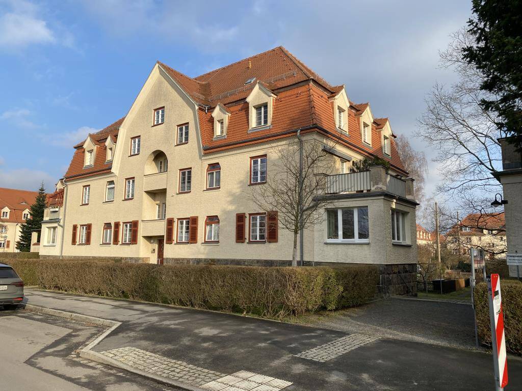 KAUFEN OHNE NEBENKOSTEN! - 4,15 % RENDITE - 3 Zimmer Wohnung im Erdgeschoss mit Loggia
