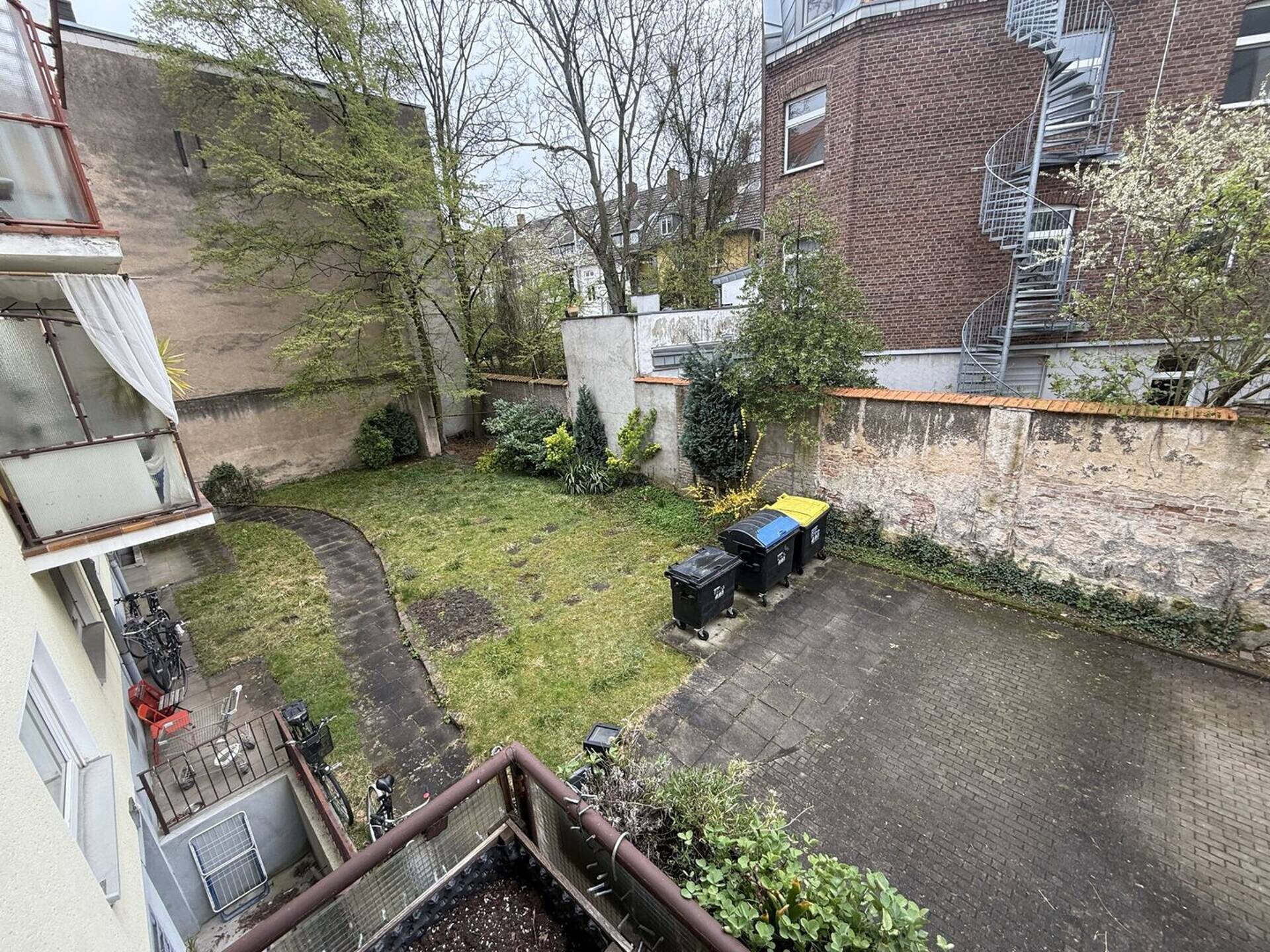 Etagenwohnung in 50733 Köln mit 67 m² kaufen
