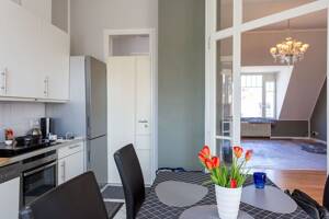 Traumhafte City-Dachgeschoßwohnung mit Aufzug unweit Lietzensee – 10627 Berlin – Vorschaubild 7