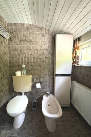 Freistehendes Einfamilienhaus mit Pool und Panoramablick im Dachswald !!! – 70569 Stuttgart – Vorschaubild 8