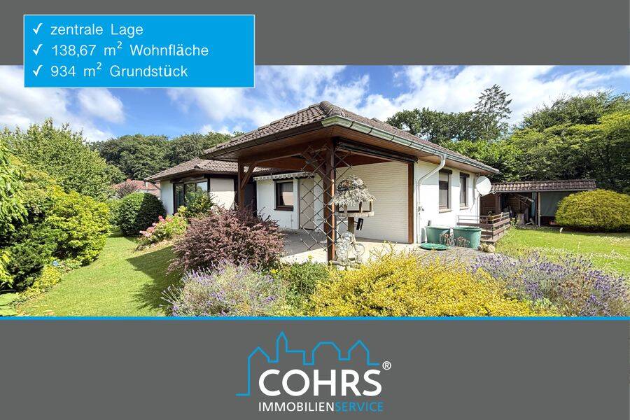 Stilvoller Winkelbungalow in zentraler Lage