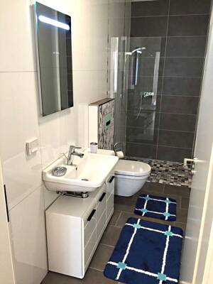 Stylische 2-Zimmer Wohnung in Düsseldorf-Heerdt – 40549 Düsseldorf – Vorschaubild 7
