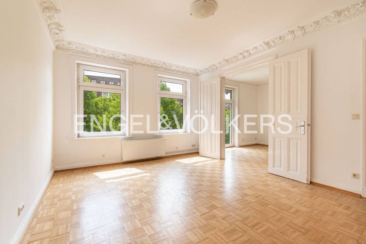 Zwischen Goldbekkanal und Stadtpark: Großzügiger Altbau – 22303 Hamburg – Bild 1 von 6