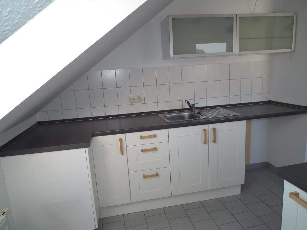 1 Zimmer Appartmant mit Eibauküche und Loggia – Chemnitz – Vorschaubild 3