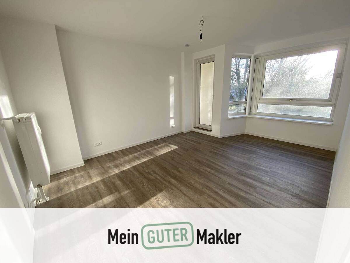 Provisionsfreie sanierte Kapitalanlage: Vermietete 2-Zimmer-Wohnung mit Süd-Loggia & Garage – 22119 Hamburg – Bild 1 von 9