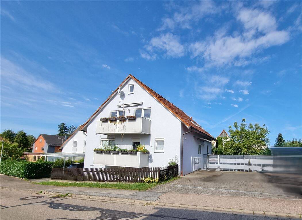 Ruhig gelegen & gepflegte Dachgeschosswohnung