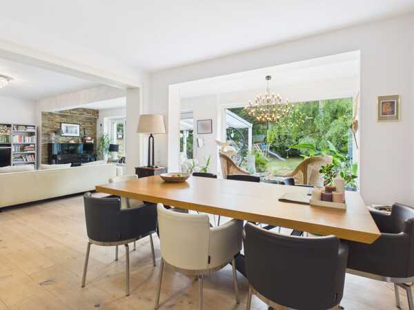 Einfamilienhaus in 50996 Köln mit 209,05 m² kaufen