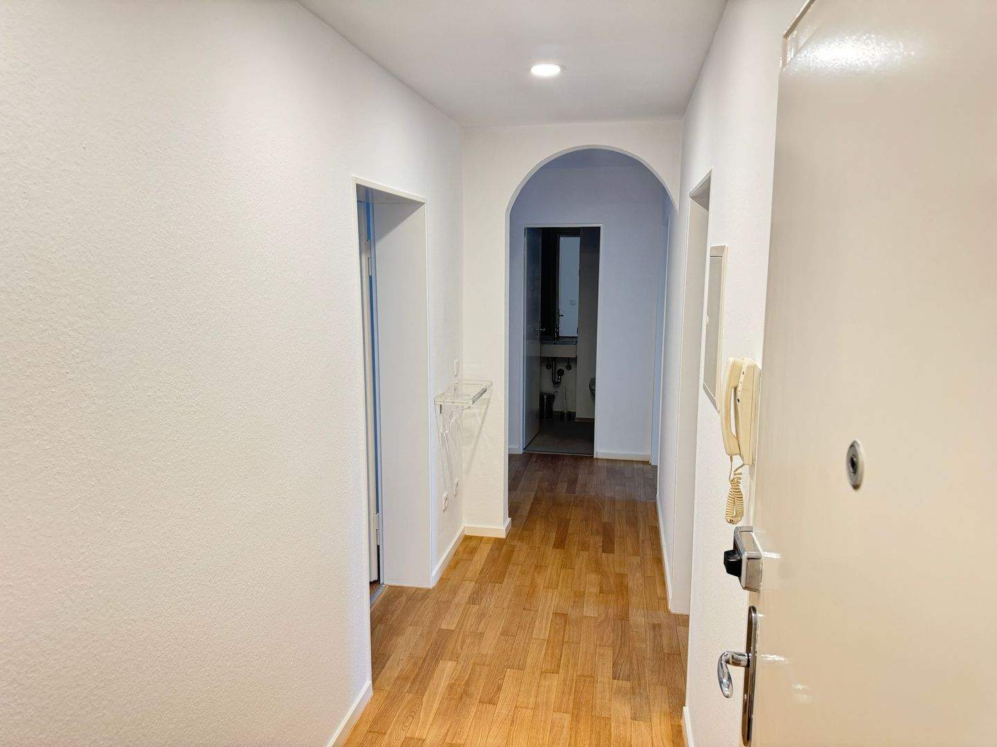 Exklusive 3-Zimmer-Altstadtwohnung in absoluter Bestlage – kernsaniert, hochwertig und mit Loggia – Nürnberg – Vorschaubild 7