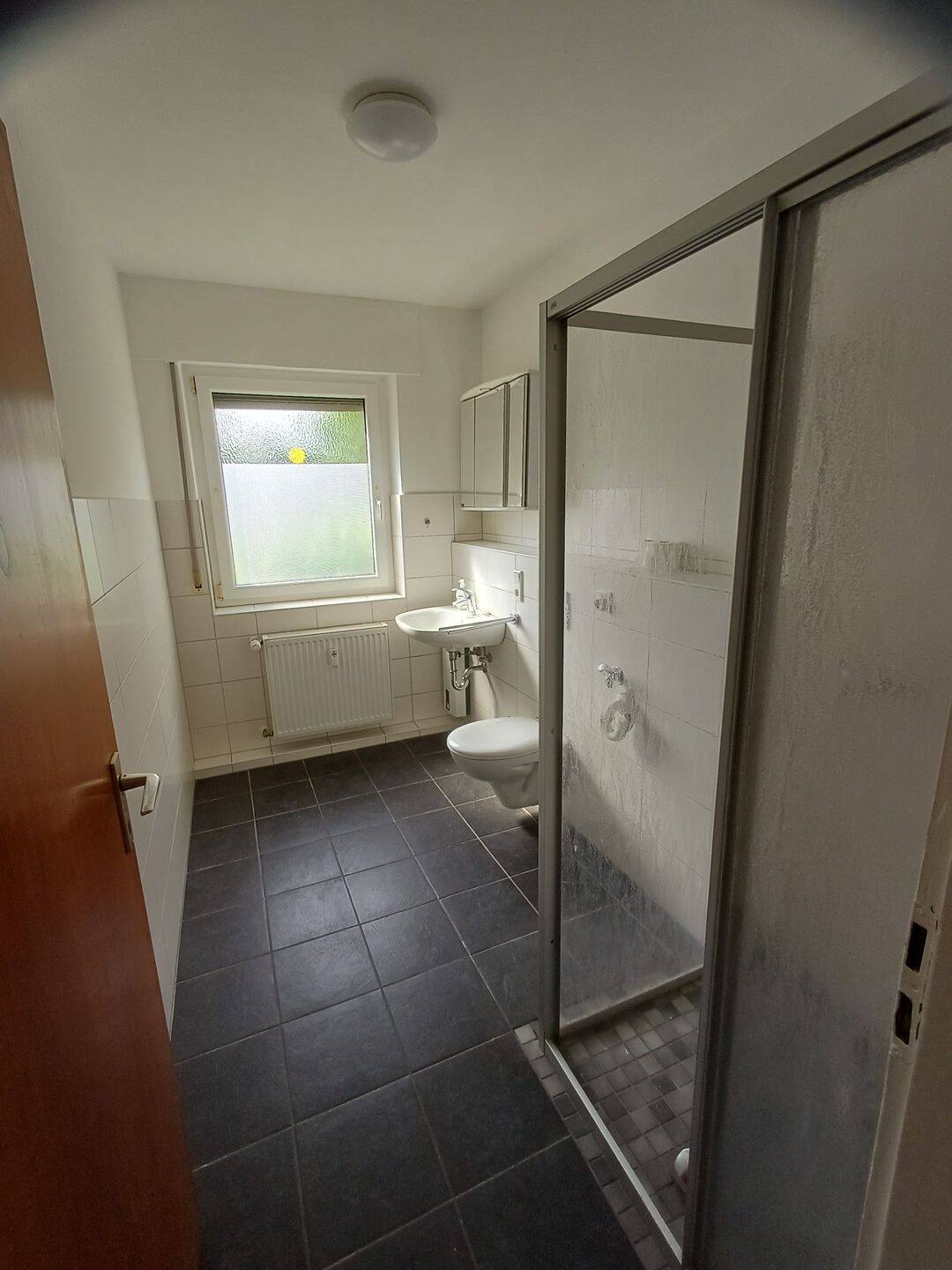 Schöne 3- zimmer, wohnung zu vermieten – Krefeld – Vorschaubild 8