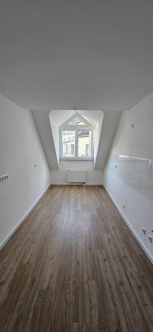 Modernes Wohnen in zentraler Lage - 4-Zimmer-Wohnung nach Sanierung – 40878 Ratingen – Vorschaubild 6
