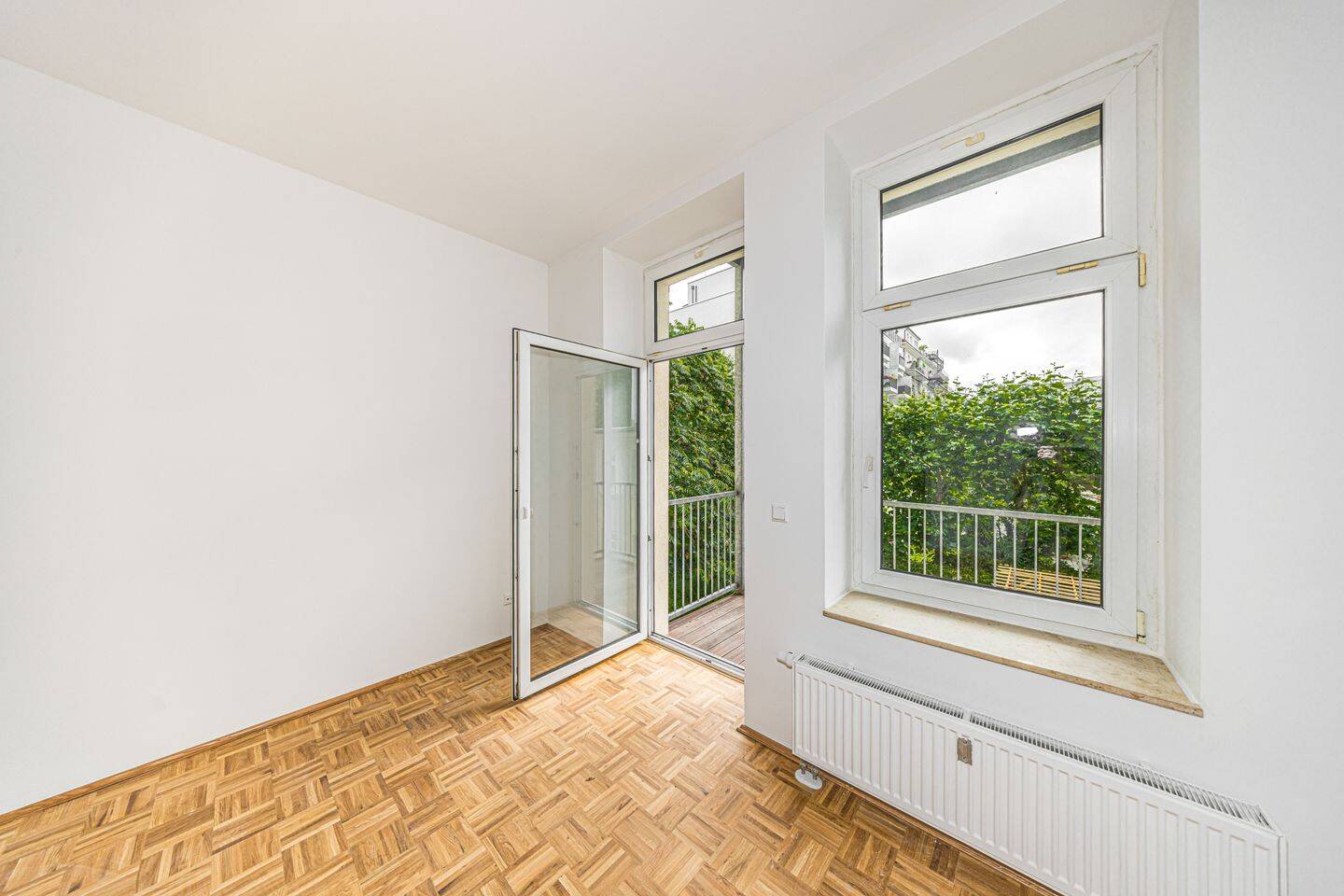 Harmonische 2 Zimmer Wohnung mit Tageslichtbad und edlem Parkett – Leipzig – Vorschaubild 3