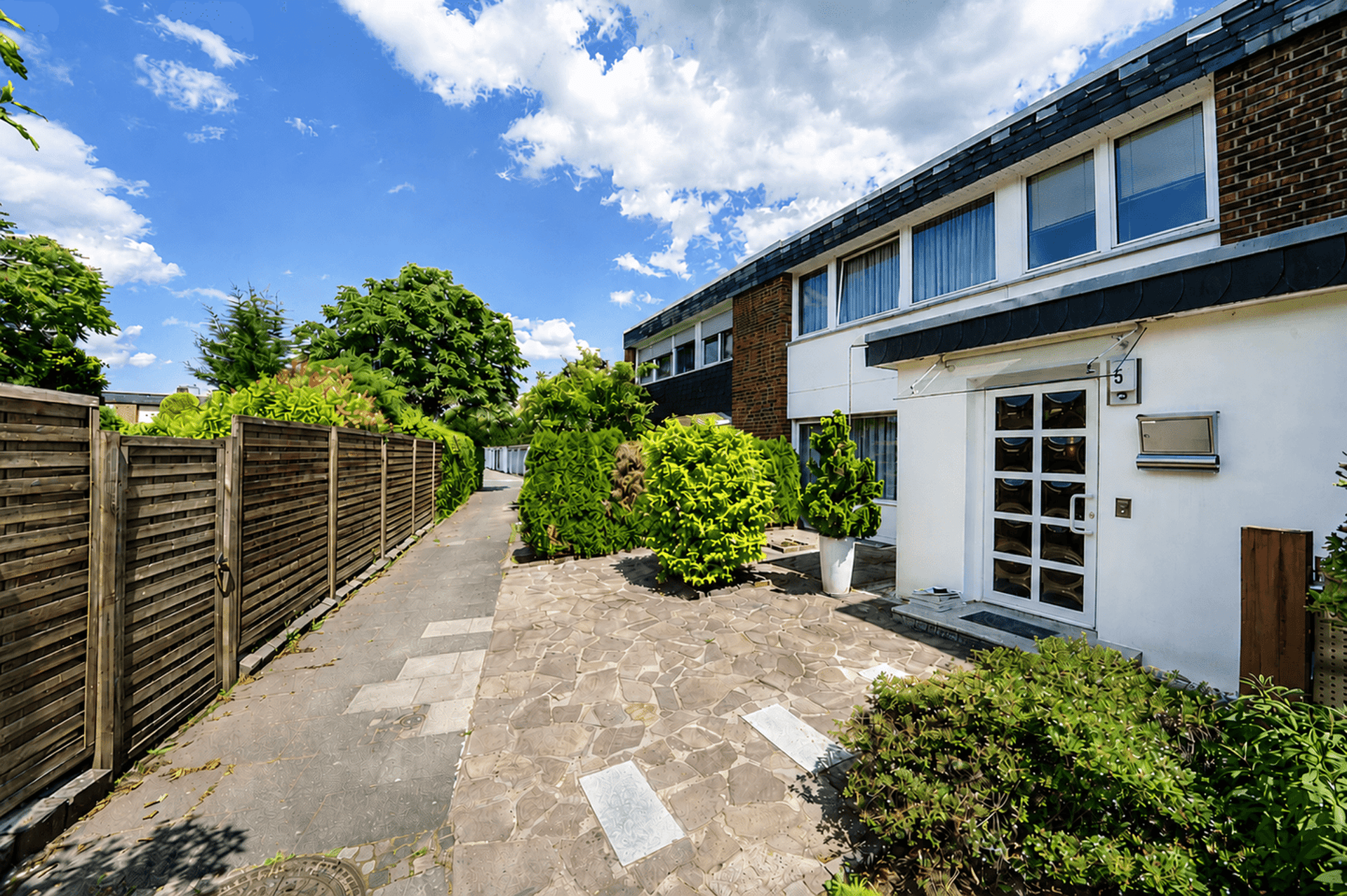 Haus in 50997 Köln mit 122 m² kaufen