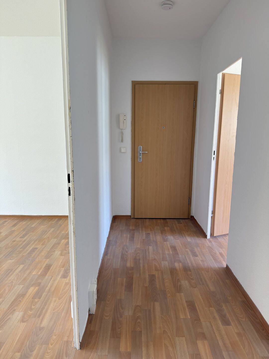 3-Raumwohnung im Hellmuth-Heyden-Weg 1b – Stralsund – Vorschaubild 2