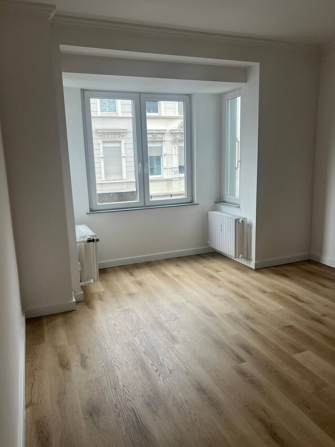 GROSSZÜGIGE DREIZIMMERWOHNUNG IM HERZEN VON MÖNCHENGLADBACH – Mönchengladbach – Vorschaubild 5