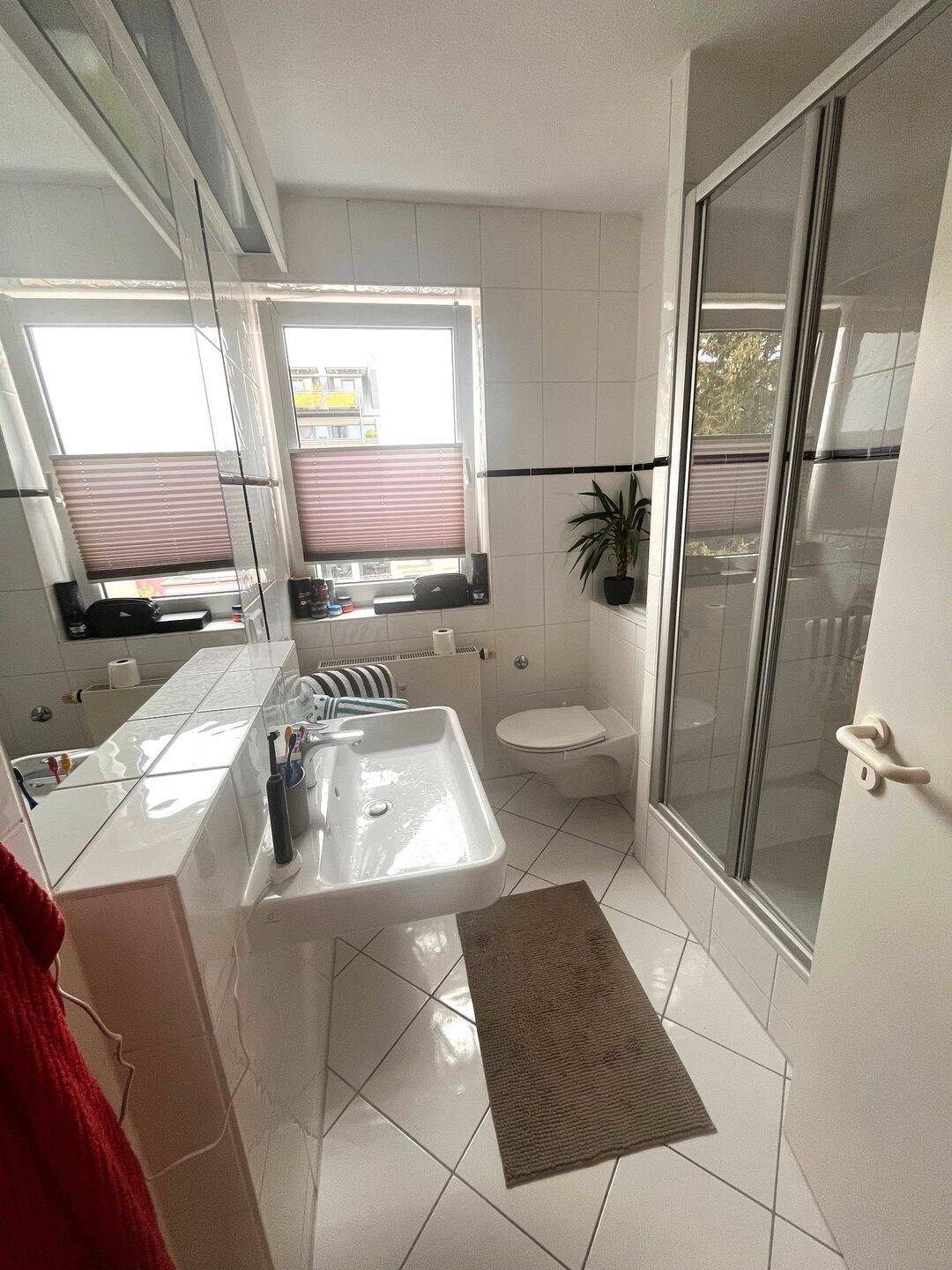 Moderne 2-Zi-Wohnung mit Balkon – Magdeburg – Vorschaubild 3