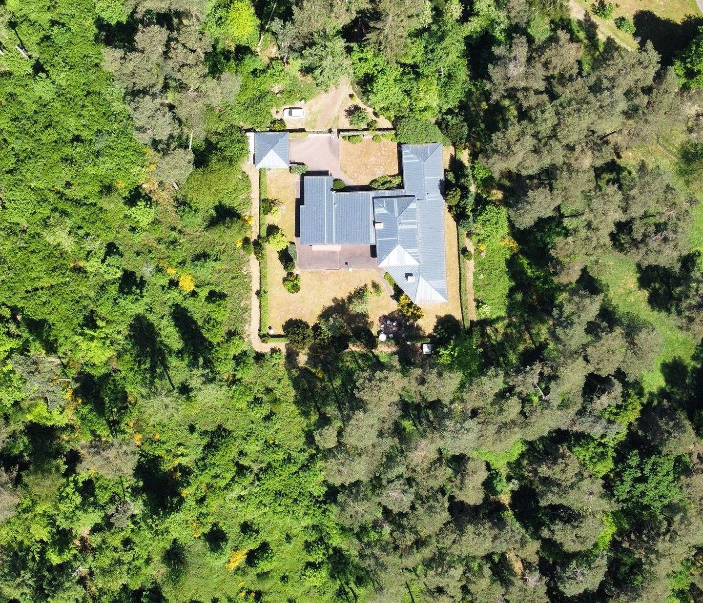 Exklusiver Bungalow in einmaliger, sehr besonderer Alleinlage! – Kirkel – Vorschaubild 4