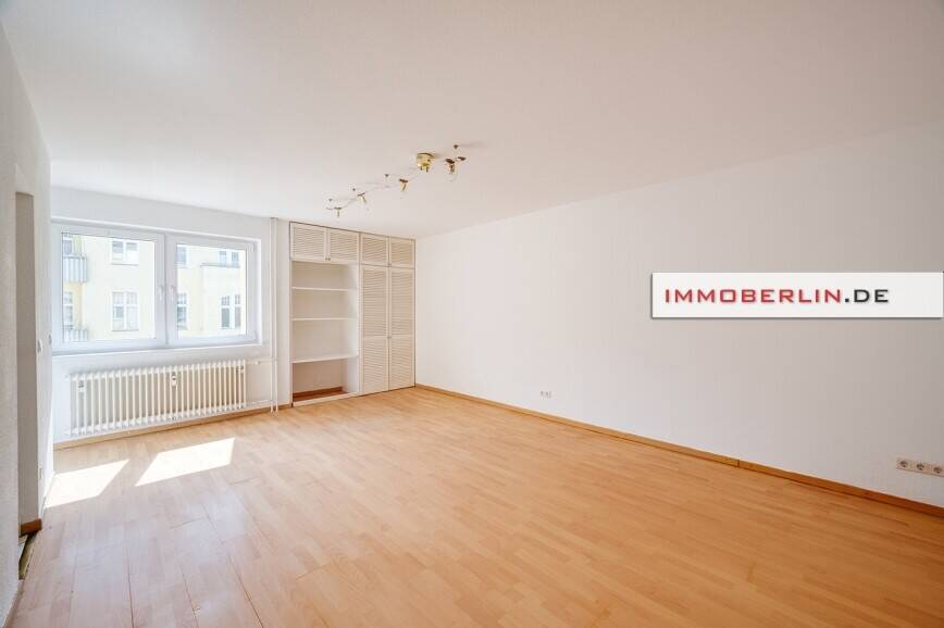IMMOBERLIN.DE - Sympathische Wohnung mit Loggia & Lift in gefragter Kiezlage – Berlin – Bild 1 von 8