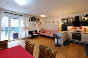BARRIEREFREIE WOHNUNG MIT TERRASSE & GEMEINSCHAFTSGARTEN - TG-STELLPLATZ - IDEAL FÜR EINE FAMILIE – 12524 Berlin – Vorschaubild 5