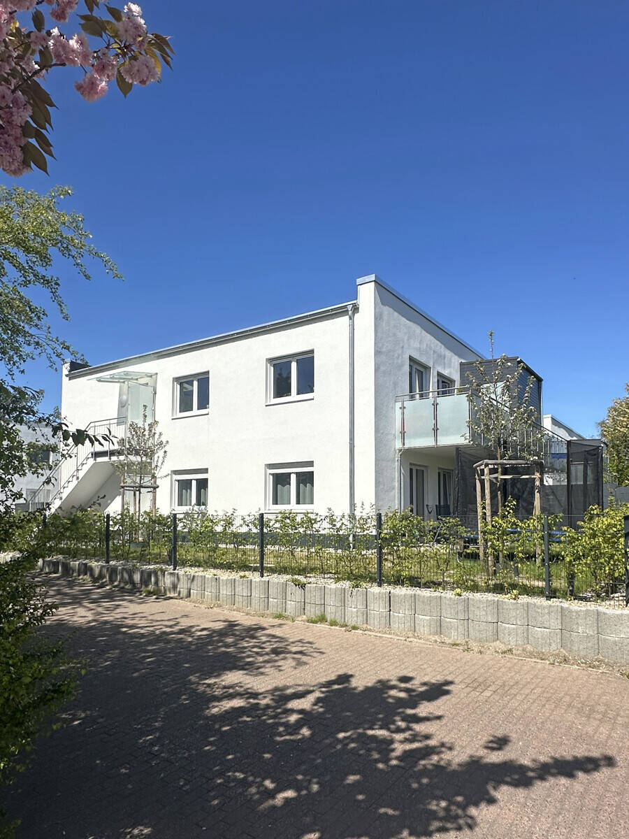 Ebenerdig, modern und hochwertig mit Garten