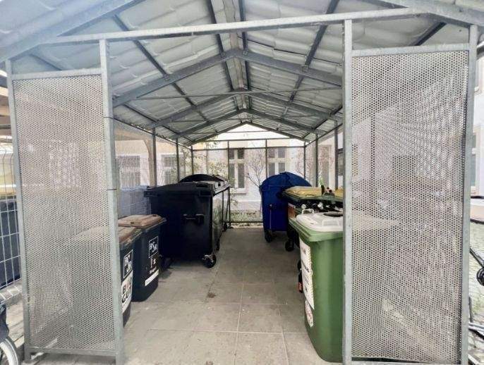 TOP ADRESSE NÄHE ZIONSKIRCHPLATZ - MIT PARKETT & BALKON - ZUR ZEIT VERMIETET – Berlin – Vorschaubild 9