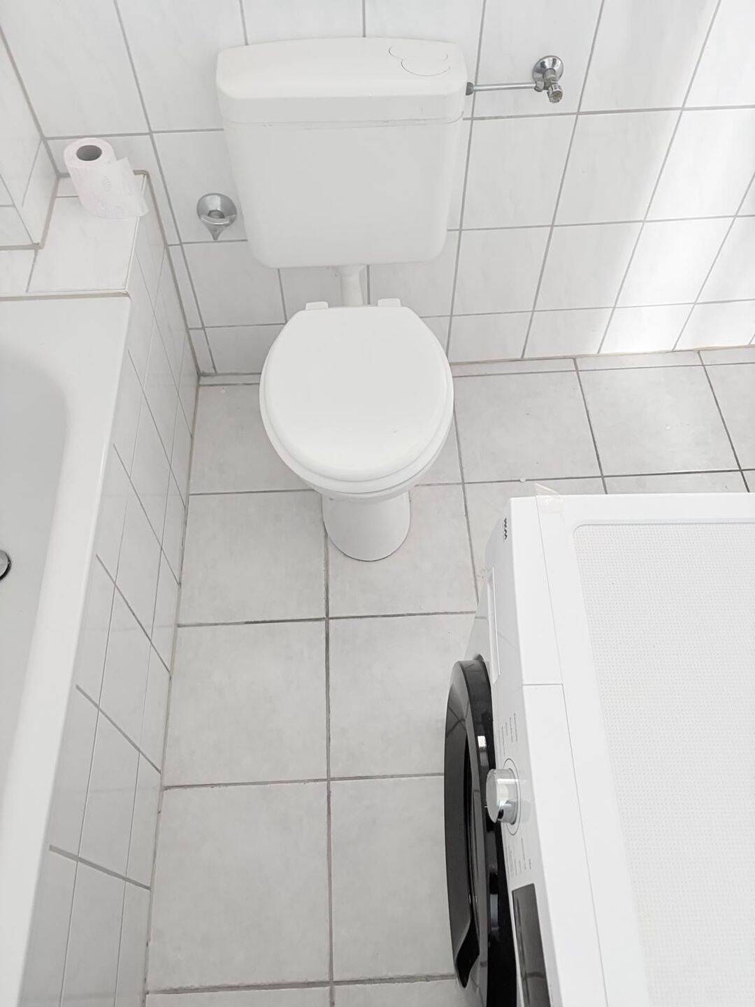 Helle 1 Zimmer-Wohnung mit Aufzug in Nürnberg – Nürnberg – Vorschaubild 8