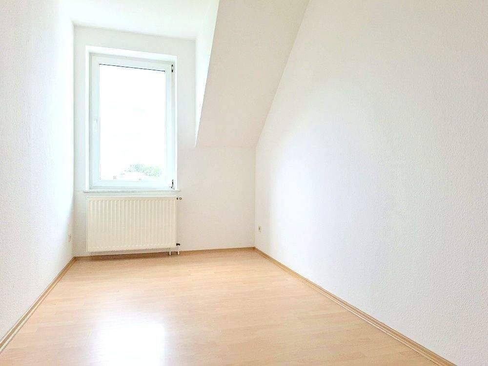 !! 3-Zimmer-Dachgeschosswohnung mit Laminat !! – Chemnitz – Vorschaubild 8