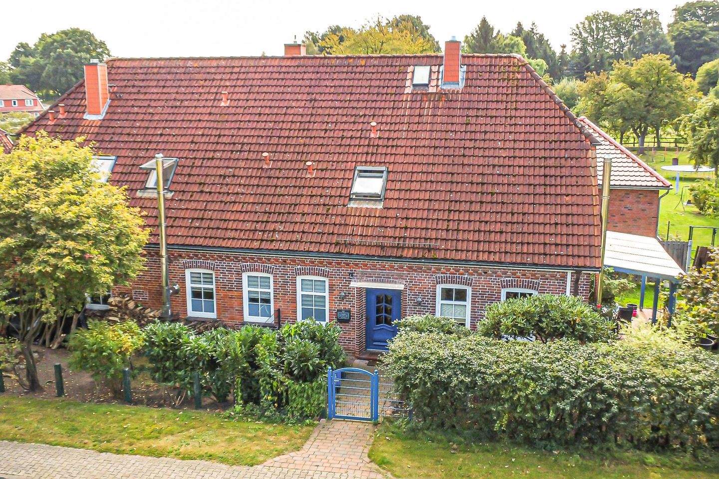 Charmantes, sanierte Bauernhaus - familienfreundlich, mit zusätzlicher Mieteinnahme – Eyendorf – Bild 1 von 9