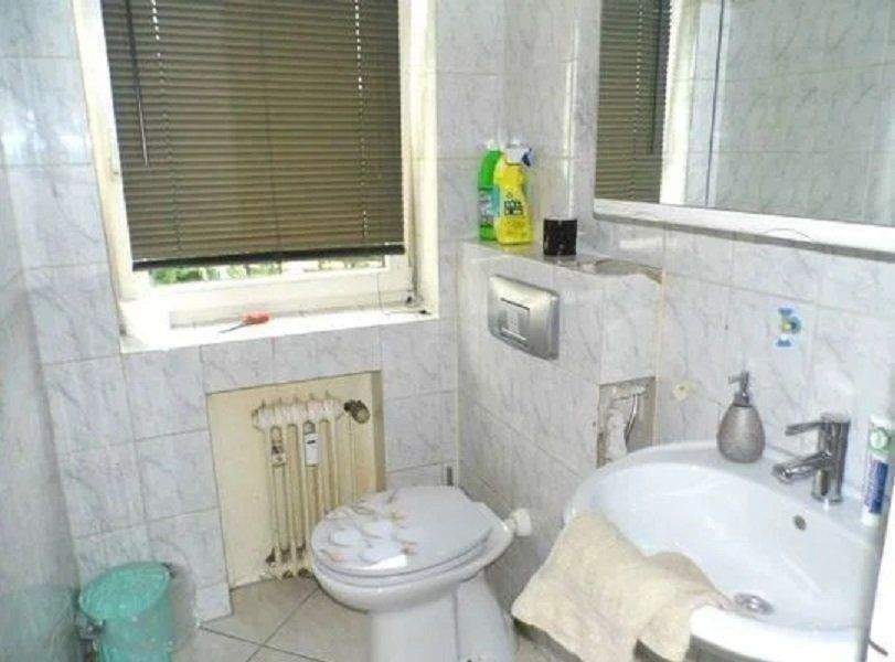 Vermietete 3,5-Zim-ETW m. gr. Balkon/Loggia, Pkw-Stellplatz, in zentr. Lage in Bergheim KP.: 139.800,-. – Bergheim – Vorschaubild 9