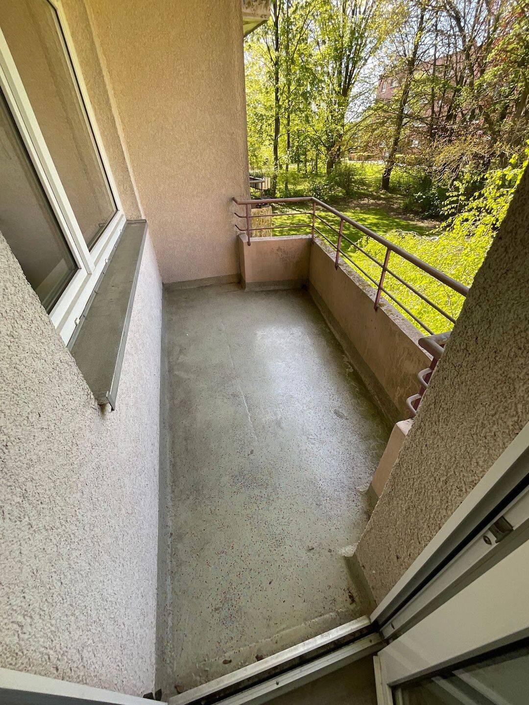 2,5 Zimmer-Wohnung mit Balkon und Tageslichtbad mit Wanne – Lübeck – Vorschaubild 4