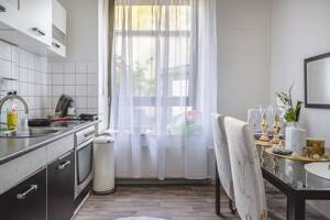 Attraktives Mehrfamilienhaus mit 4 Wohneinheiten, Garage und Lagerhalle in Haaren – 52080 Aachen – Vorschaubild 6