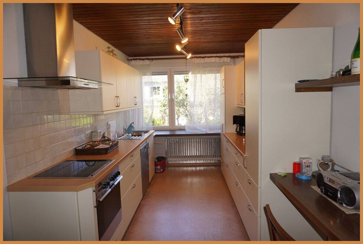 Charmantes Einfamilienhaus mit Wellnessbereich und traumhaftem Ausblick in Bestlage von Haslach! – Haslach im Kinzigtal – Vorschaubild 9