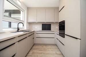 RESERVIERT: Modernes Einfamilienhaus mit Kamin, Garten & Carport| Oldenburg-Dietrichsfeld – 26127 Oldenburg – Vorschaubild 2