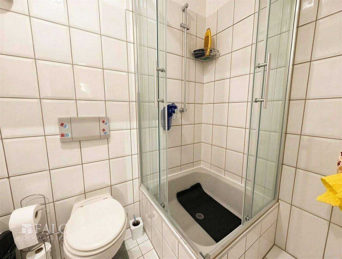 Vermietete Dachgeschosswohnung in zentraler Lage von Oberhausen-Marienkirche – Oberhausen – Vorschaubild 4