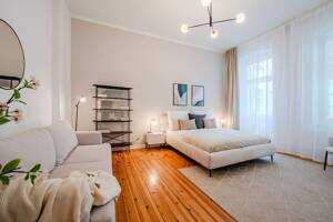 Frisch saniertes 64 m² Apartment mit Balkon in Charlottenburg – 10625 Berlin – Vorschaubild 1