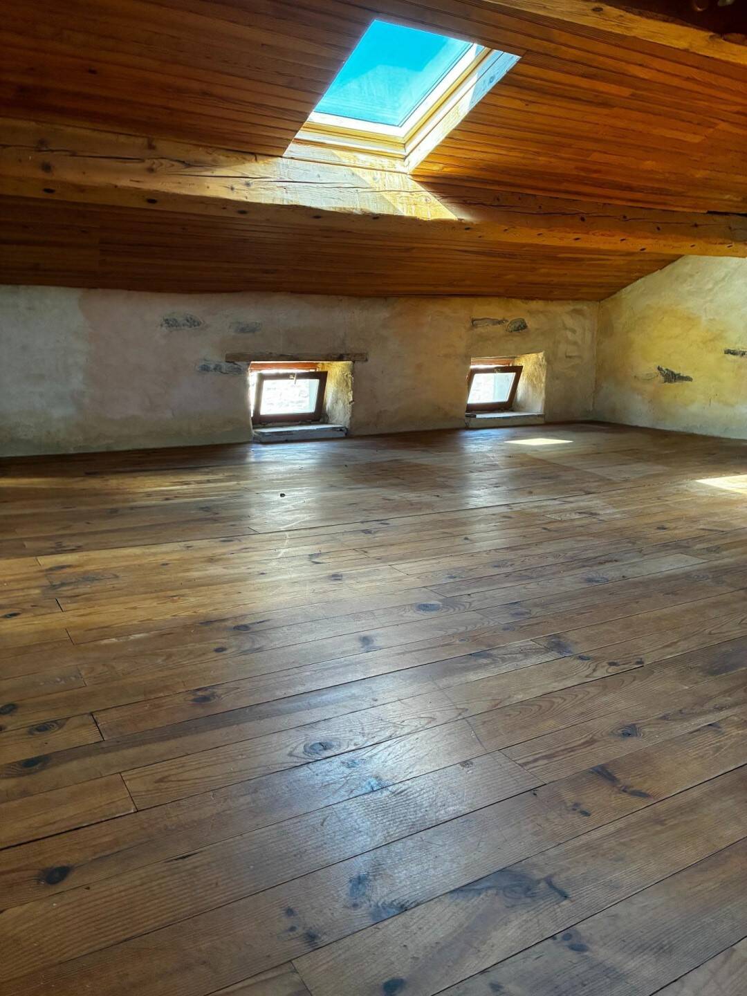 Maison 5 pièces 107 m² · à Revel · 107 m² · 80 000 €