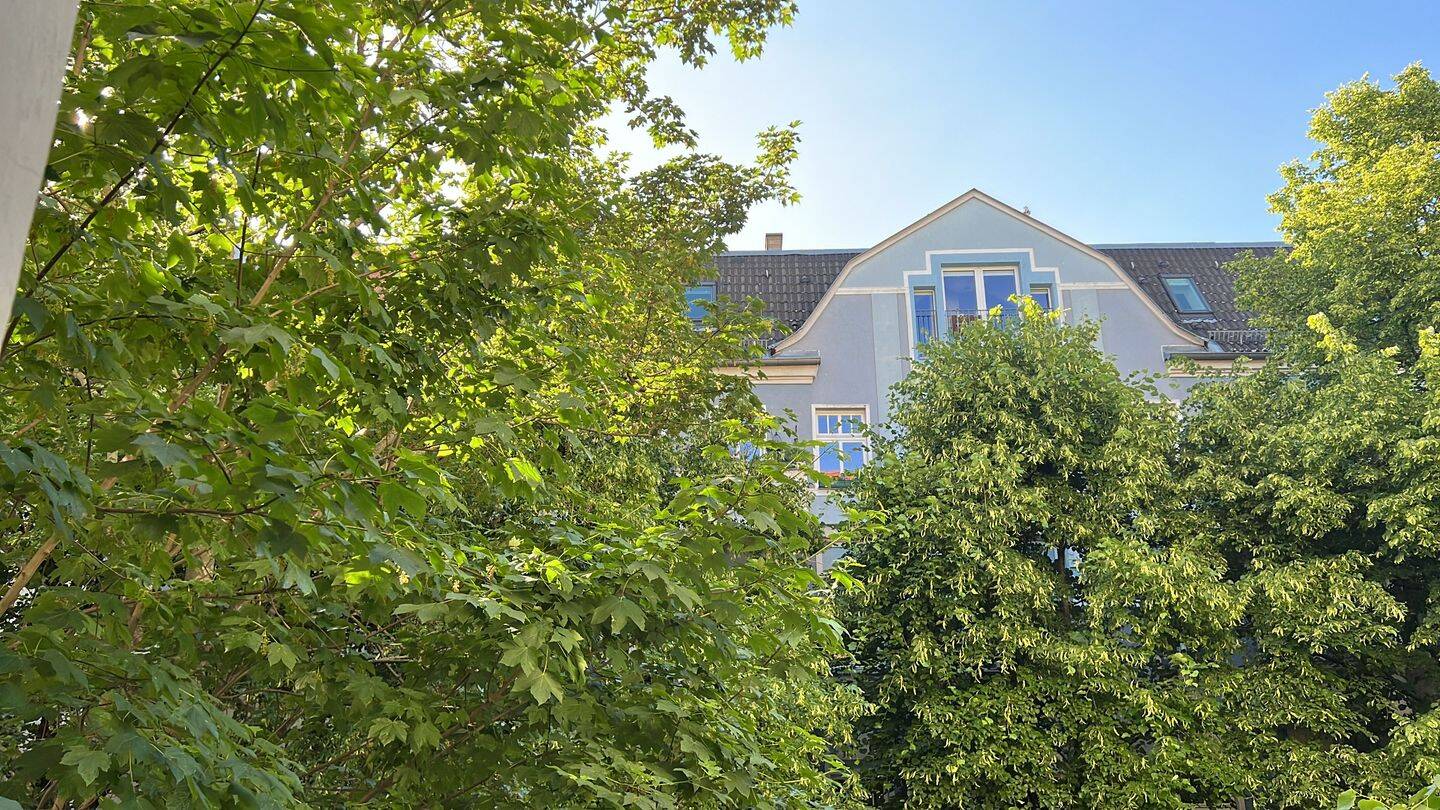 Altbau - Charme im F´hain : 2-Zimmer mit Vollbad & Balkon – Berlin – Vorschaubild 8