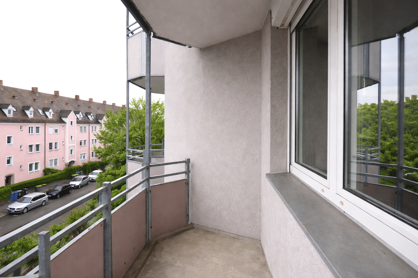 Vermietete 1-Zimmer-Wohnung im 3.OG. mit Balkon & TG – nahe Nopitschstraße/Dianaplatz – Nürnberg – Vorschaubild 2