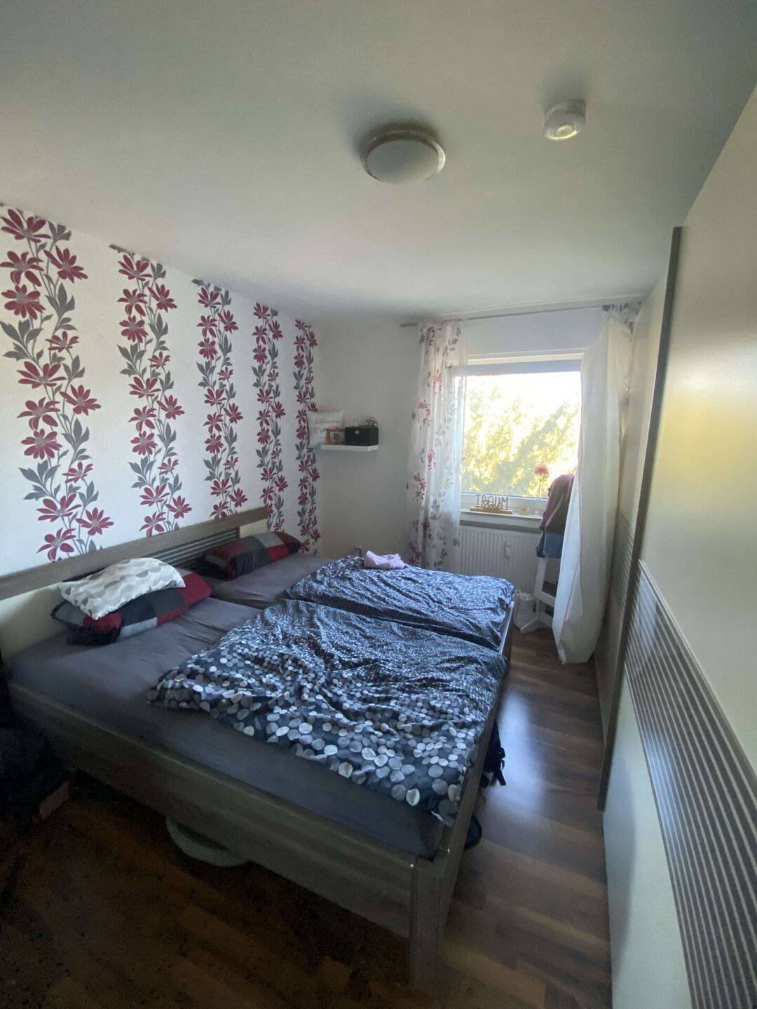 Bezugsfrei: Gepflegte 78 m² Wohnung mit Balkon & Stellplatz