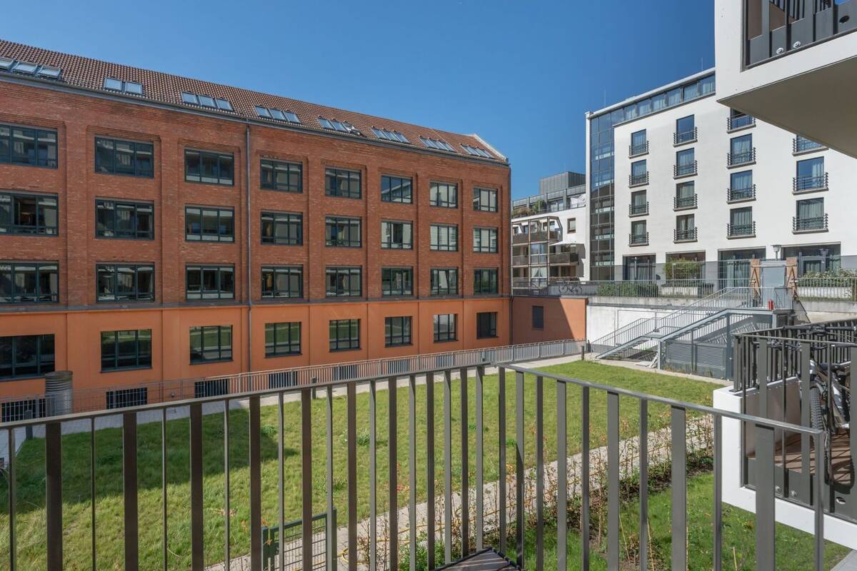 Neubau Erstbezug * 2 Zimmer Wohnung im EG * Terrasse – 10249 Berlin – Bild 1 von 4