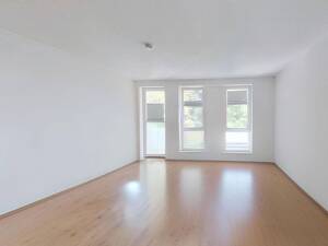 ** Helle 2 Zimmer-Wohnung mit BALKON in Hellerhof **