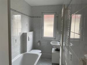 Zwei Wohnungen, eine hochwertige Lage: Haarentorviertel-Highlight mit Terrassen & Garten – 26129 Oldenburg – Vorschaubild 8