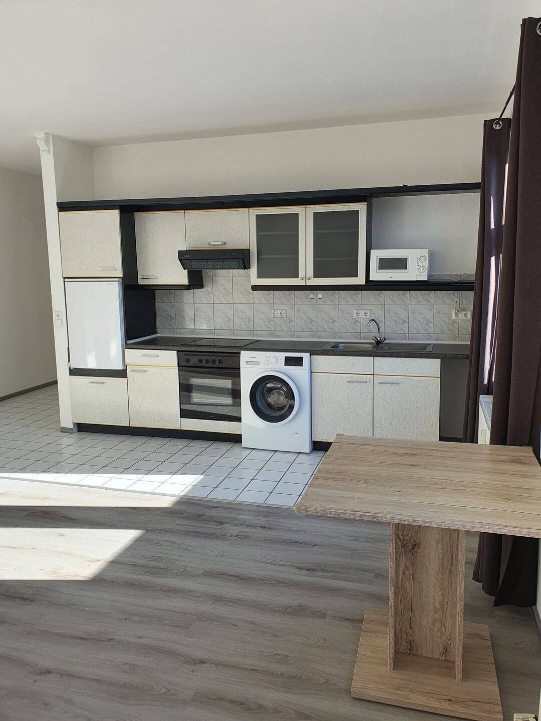 Praktische Zwei-Zimmer-Wohnung in Nähe der Innenstadt (Zentrum) – Chemnitz – Vorschaubild 6