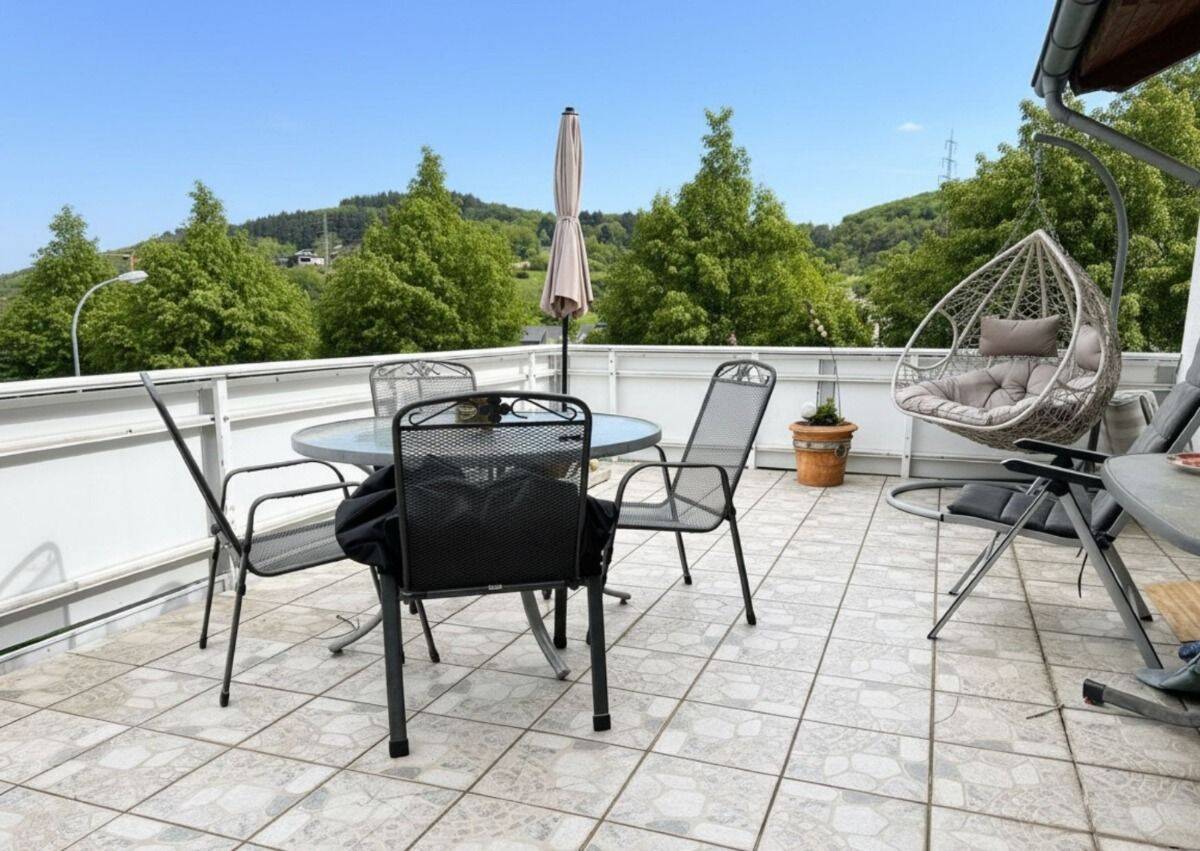 Ein Zuhause mit Herz: Viel Raum für die Familie & sonnige Stunden in Kirn – Kirn – Vorschaubild 9